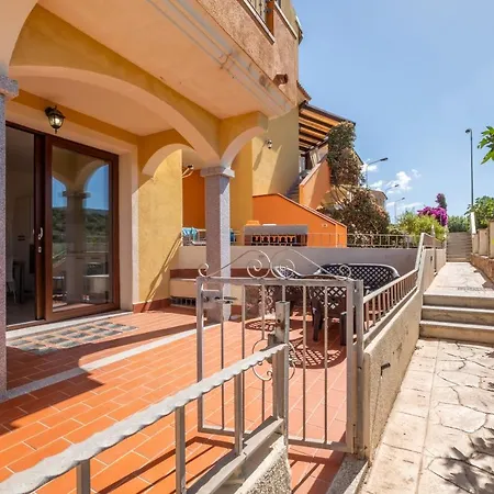 Casa Moretti 2 Minuti Dal Mare-freewifi/netflix/ac 아파트 *